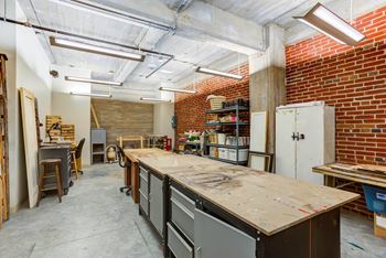 Pottery studio with fully vented kiln